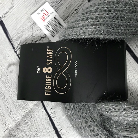 NEW D&Y Silver Fuzzy Shimmer Knit Infinity Scarf - Picture 3 of 8